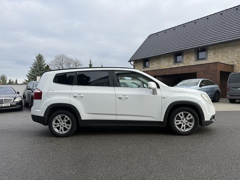 Chevrolet Orlando 2.0D 120 kW - fotka 7 z 21