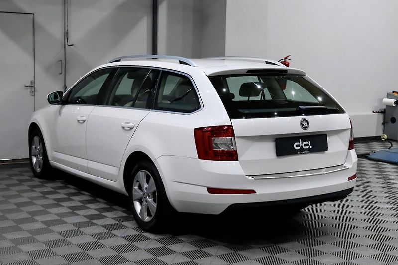 Škoda Octavia 3 Combi 1.4 TSI 110 kW DSG - fotka 5 z 42