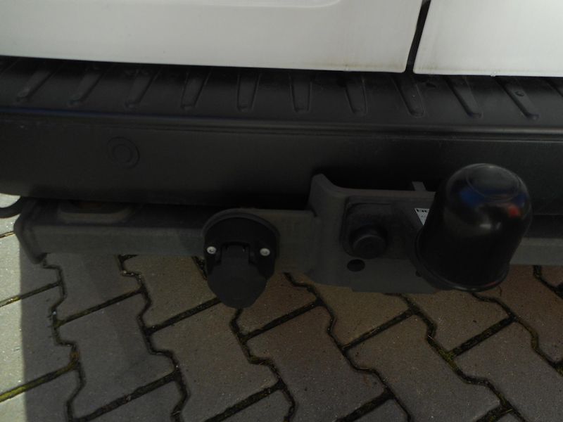 Ford Transit Custom (2022) 2,0-TEMPOMAT-SENZORY-TAŽNÉ  - fotka 8 z 22