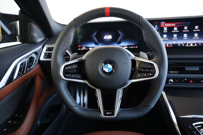 BMW Řada 4 M440i xDrive Convertible - fotka 19 z 27