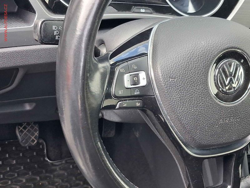 Volkswagen Touran (2017) 1.4 TSi, Comfortline, LED, TZ - fotka 12 z 18