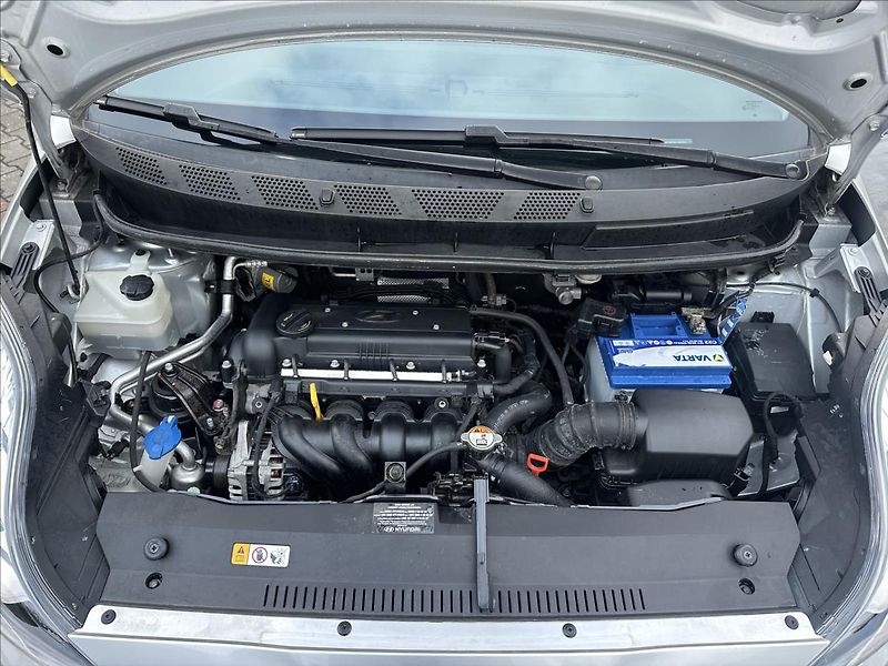 Hyundai ix20 1,6 AUTOMAT 1.majitel - fotka 11 z 23