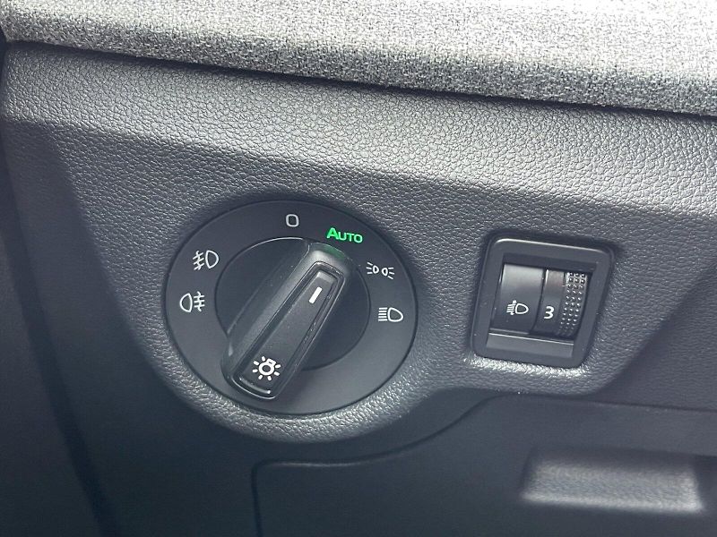 Škoda Scala (2024) 1.0 TSI 85kW Selection - fotka 7 z 34