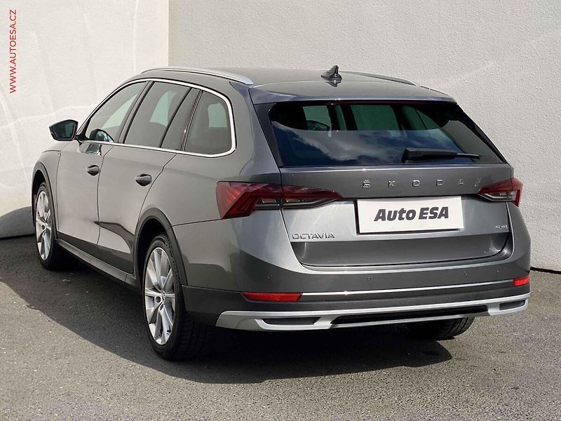 Škoda Octavia (2023) 2.0 TSi 4x4, 2.maj,ČR, Scout - fotka 6 z 21