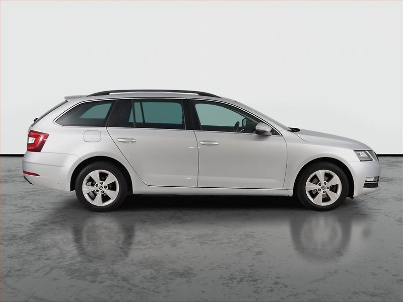 Škoda Octavia (2017) Style 1.6 TDI, Tempomat - fotka 6 z 21