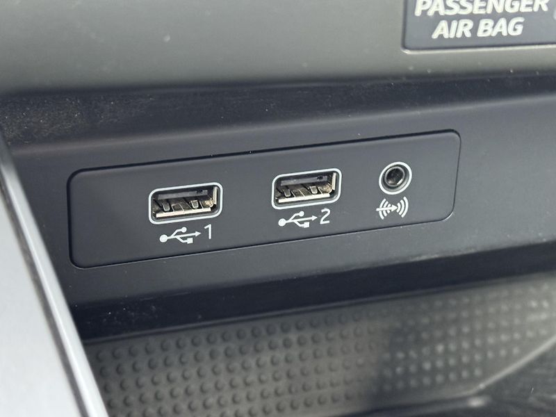 Seat Arona (2019) 1.0TSi 85kW DSG, Virtual - fotka 38 z 54