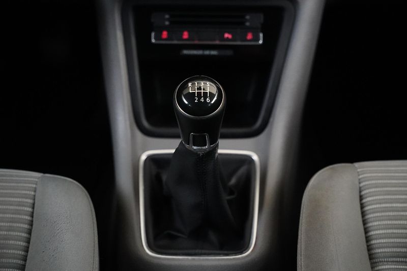 Seat Alhambra - fotka 23 z 26