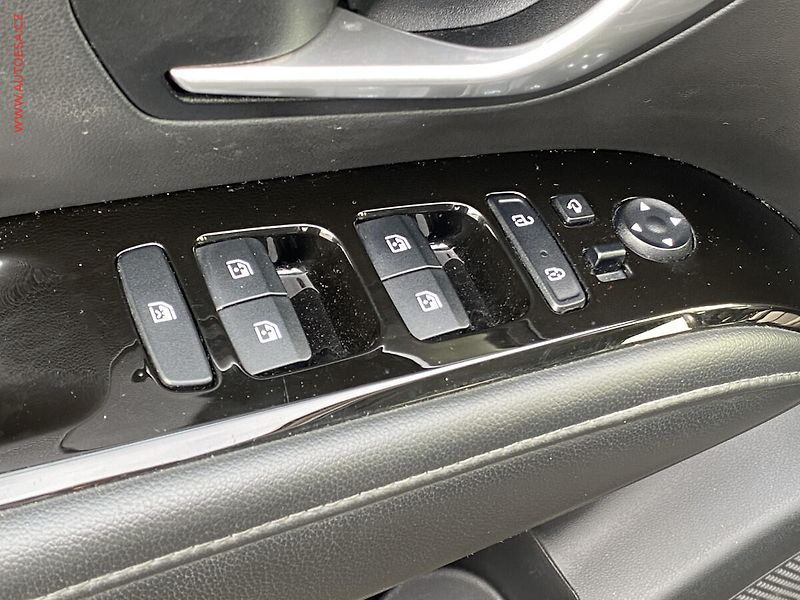 Hyundai Tucson (2021) 1.6T-GDi 48V, 1.maj,ČR - fotka 11 z 20