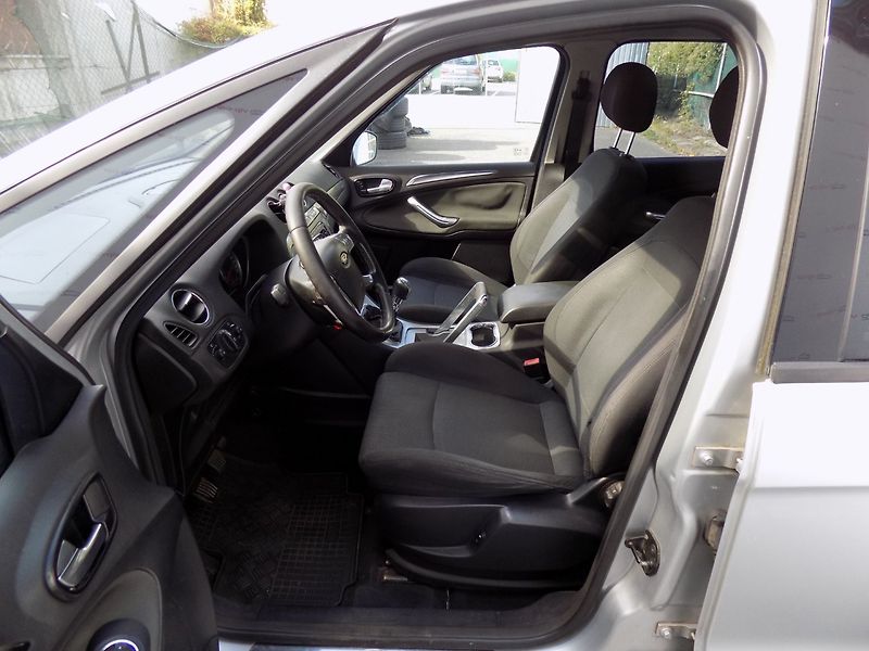 Ford S-MAX (2008) 2.0TDCi/klimatizace/ - fotka 11 z 33