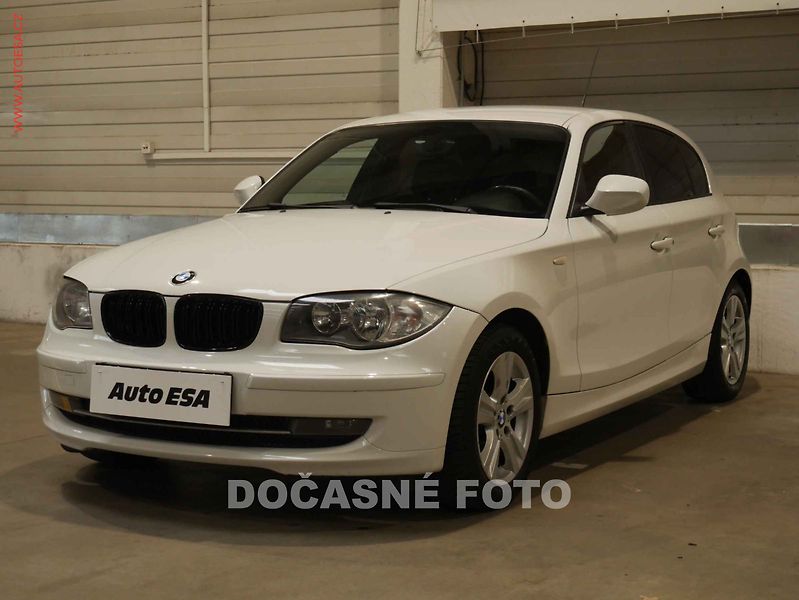 BMW Řada 1 (2010) 116 d, autoAC, STK9/28 - fotka 3 z 18