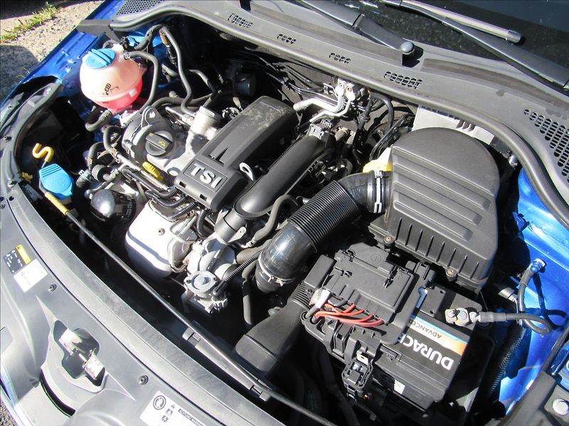 Škoda Rapid 1,2 TSI 77kW - fotka 25 z 29