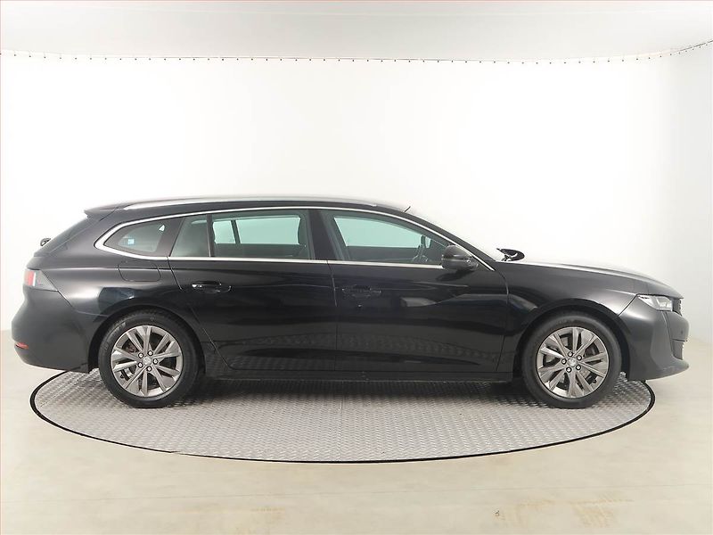 Peugeot 508 (2020) 2.0 BlueHDi, Automat, Navi - fotka 6 z 18