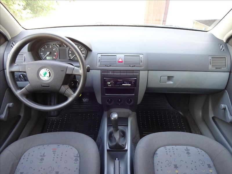 Škoda Fabia I 1,2 i - fotka 30 z 44