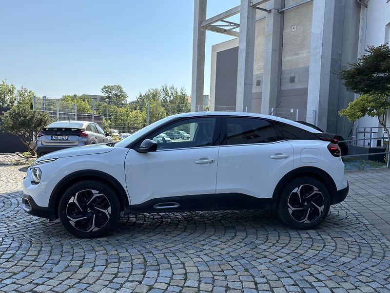 Citroën C4 1,2 PureTech 130k EAT8 SHINE - fotka 2 z 10