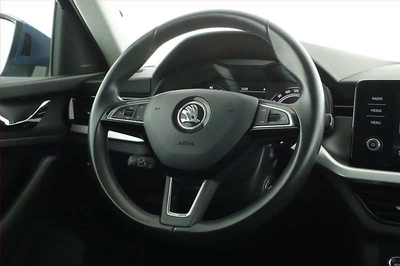 Škoda Kamiq (2020) Style 1.0 TSI - fotka 8 z 19