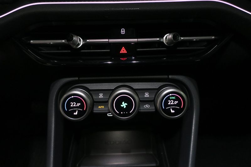 Škoda Kodiaq (2024) SELECTION 142kW 4X4 7M Nez.To. - fotka 33 z 50