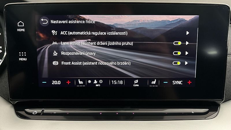 Škoda Octavia 1.5 TSI Style - fotka 23 z 25
