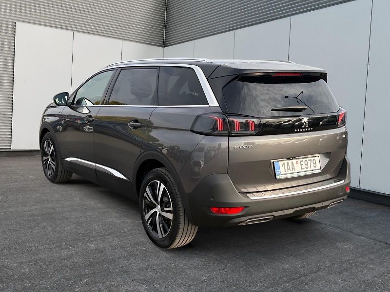 Peugeot 5008 (2023) 1.2PT 96kW CZ DPH - fotka 4 z 11