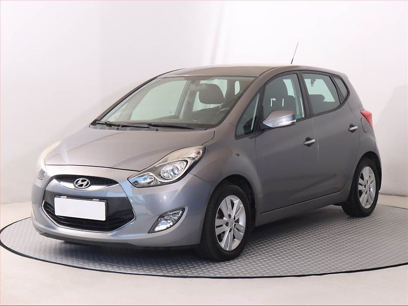 Hyundai ix20 (2013) 1.6 CVVT, Serv.kniha, Tempomat - fotka 2 z 16