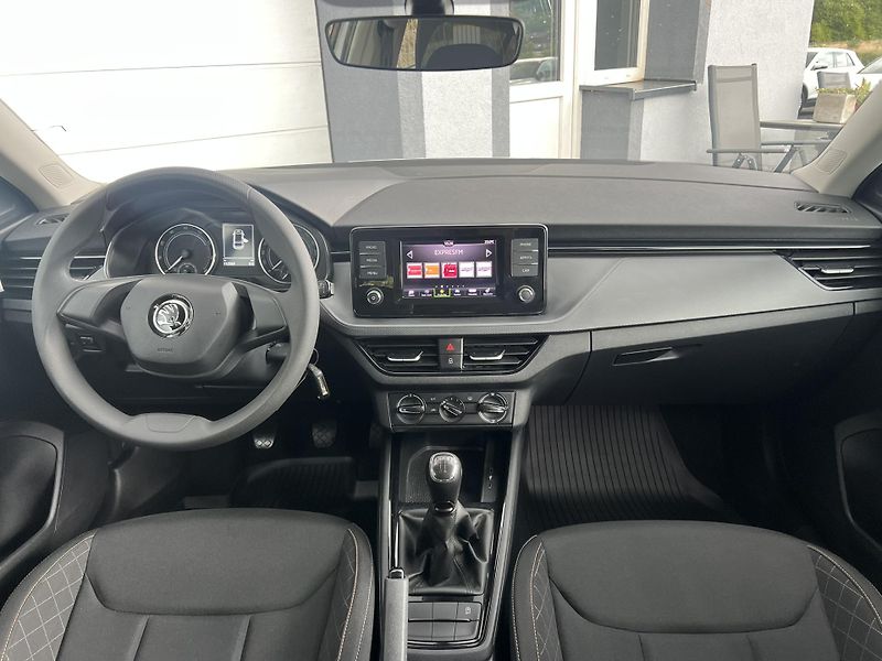 Škoda Scala (2023) 1.0 TSI 70KW ČR NOVÉ 1.MAJITEL - fotka 11 z 18