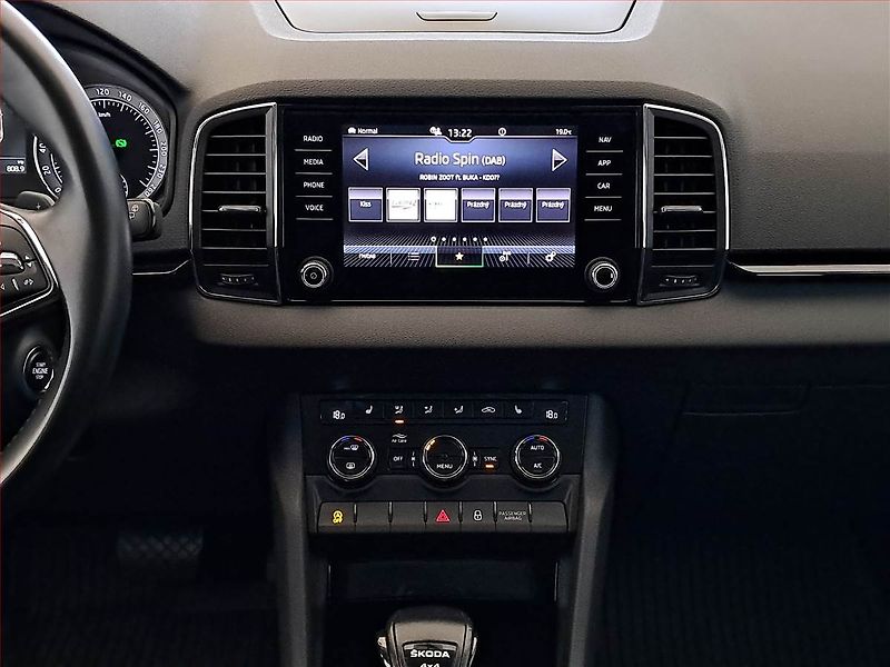 Škoda Karoq (2022) 2.0 TDI - fotka 12 z 21