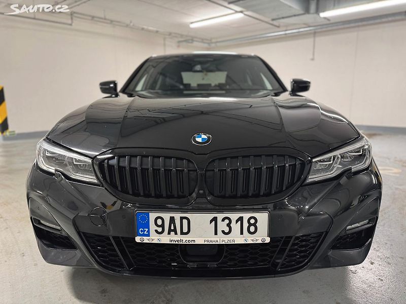 BMW Řada 3 330XD M-Sport 195kW - fotka 12 z 37