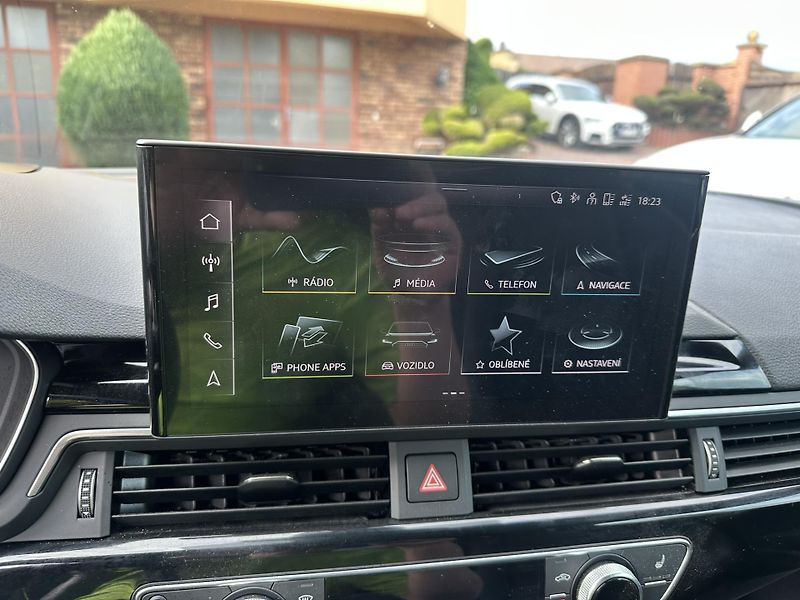 Audi S5 3,0TFSi, LASER, HEAD-UP,MASAGE - fotka 33 z 37