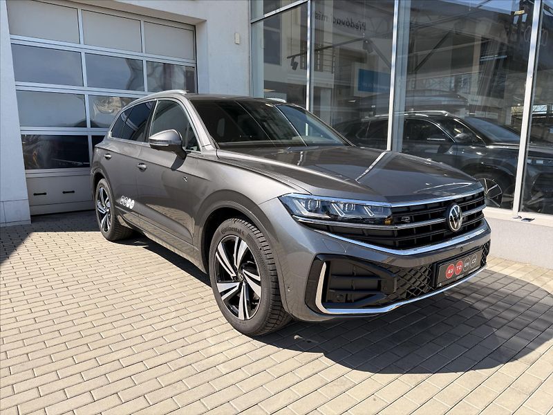 Volkswagen Touareg (2026) 3,0 TDI 210 kW 4MOT  R-Line - fotka 3 z 21