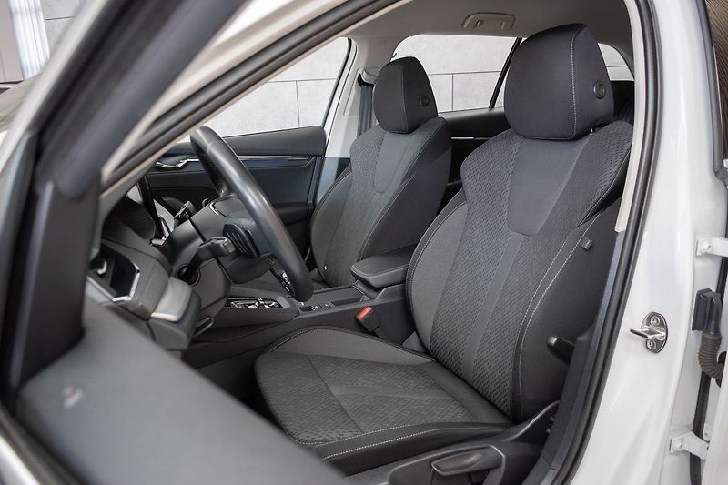 Škoda Octavia 1.5 TSI e-TEC*STYLE*DPH*ČR 1.M - fotka 10 z 41
