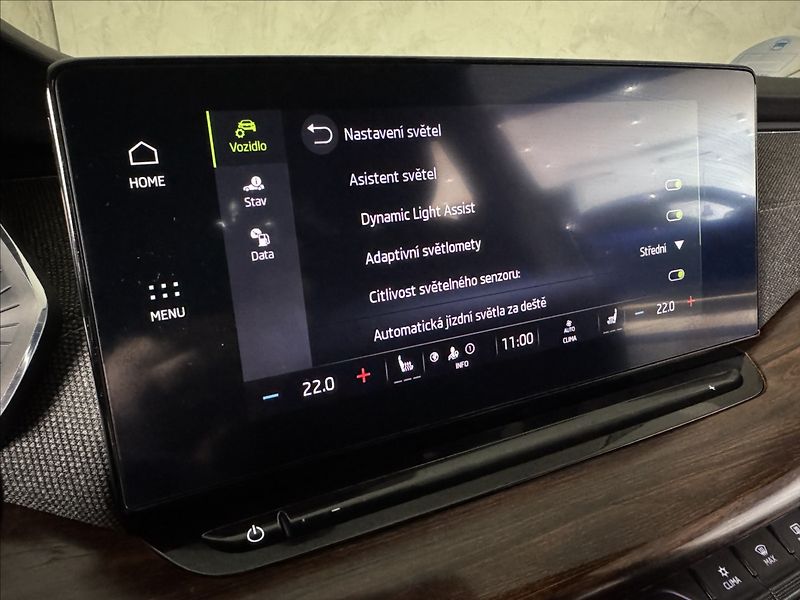 Škoda Octavia 2,0 TDi  DSG 4x4 Scout Virtual - fotka 30 z 47
