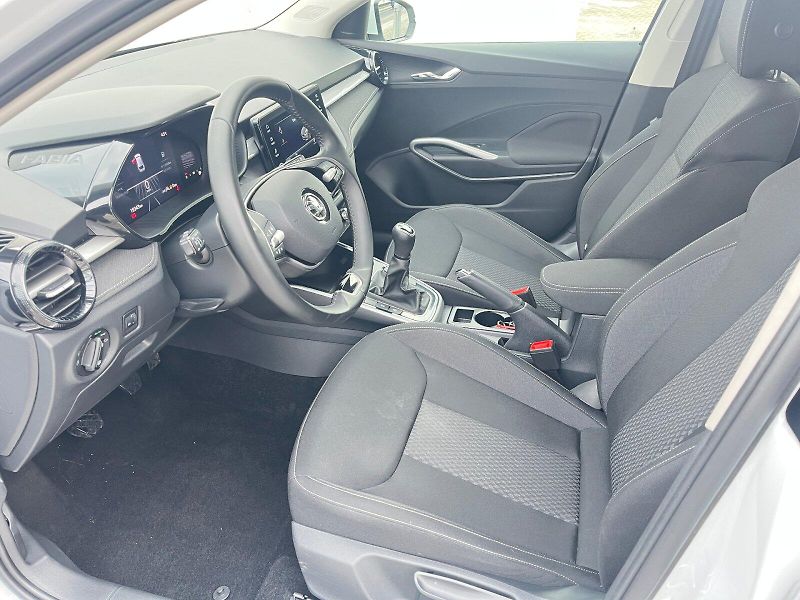 Škoda Fabia (2024) Top Selection 1,0TSI / 85kW M6 - fotka 23 z 32
