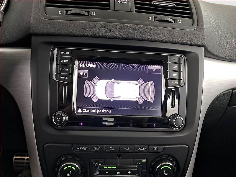 Škoda Yeti (2015) 1.4 TSI, LPG, 4X4, Automat - fotka 18 z 20