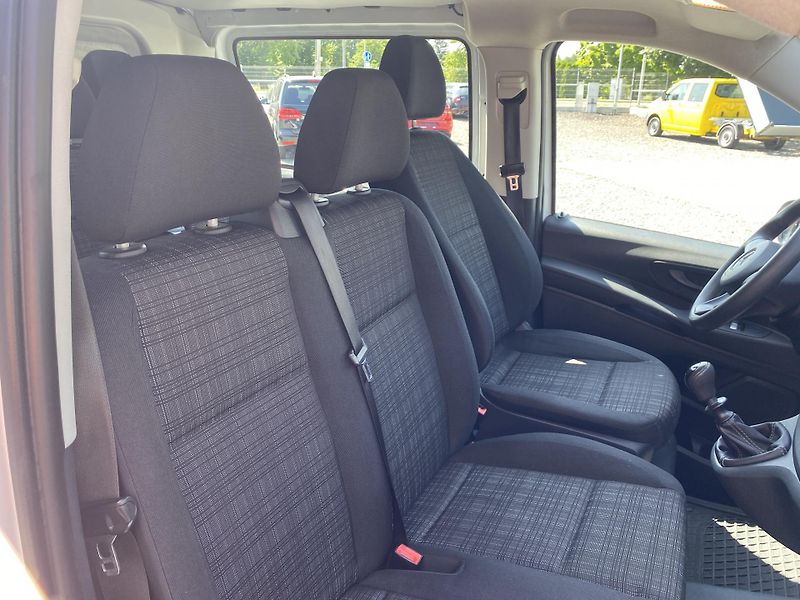 Mercedes-Benz Vito 114 CDI -6 MÍST-KLIMA-LONG-DPH - fotka 31 z 35