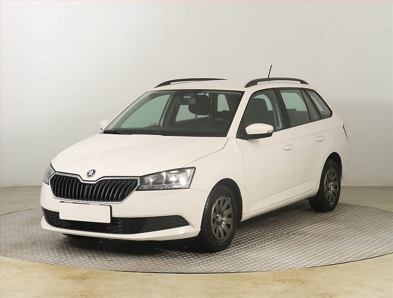 Škoda Fabia (2021) 1.0 TSI - fotka 2 z 15