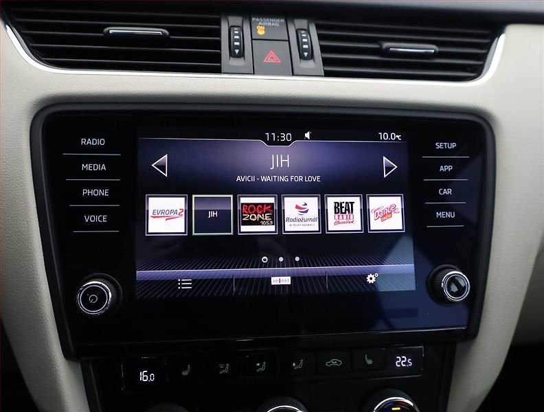 Škoda Octavia (2017) Style 1.8 TSI, Automat - fotka 11 z 21