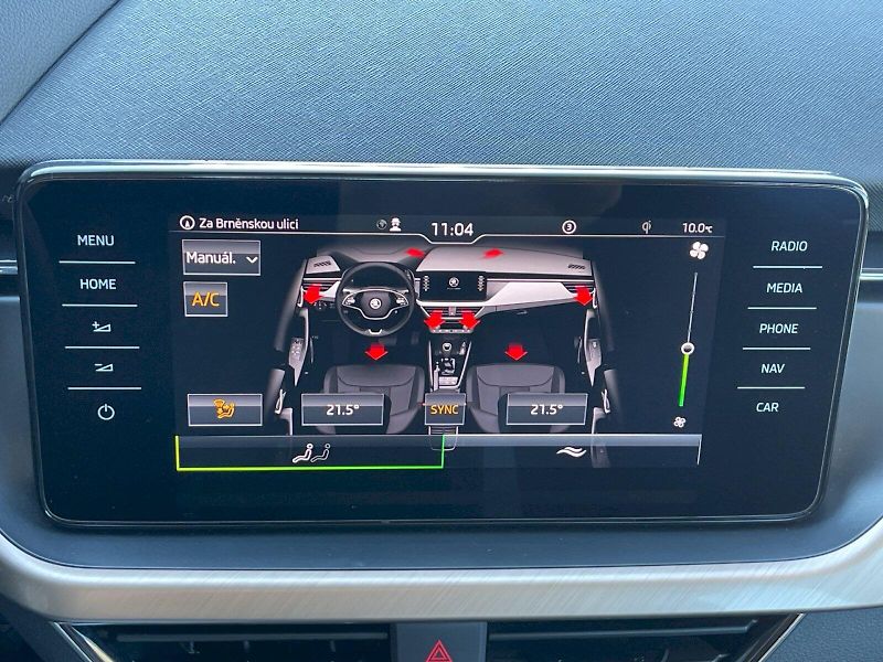 Škoda Kamiq (2023) 1.0 TSI 81 kW Style Plus - fotka 19 z 32