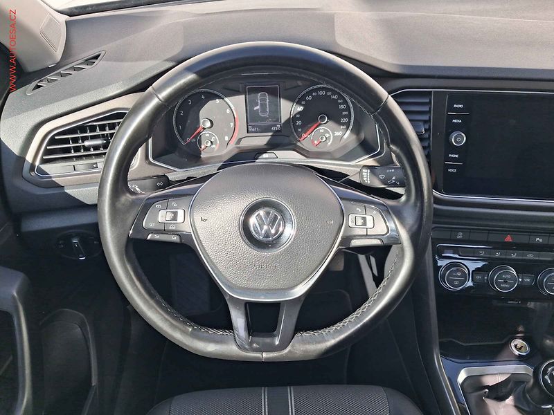 Volkswagen T-Roc (2018) 1.5 TSi, Comfortline, navi - fotka 11 z 18