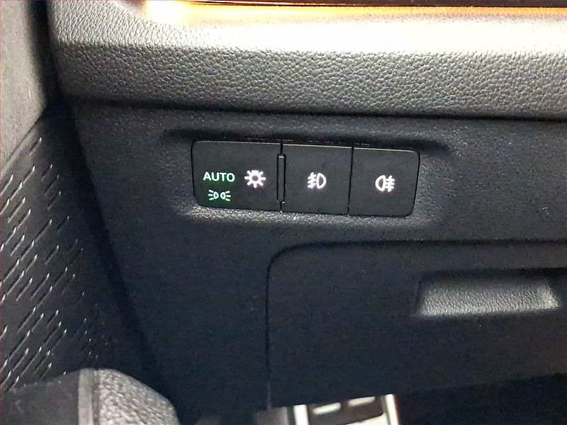 Škoda Octavia (2021) RS 2.0 TDI - fotka 18 z 25