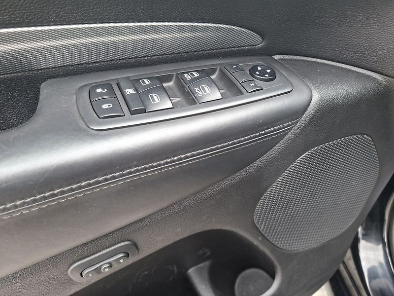 Dodge Durango (2019) 5,7L V8 HEMI 4x4, 6míst, Alcan - fotka 20 z 34