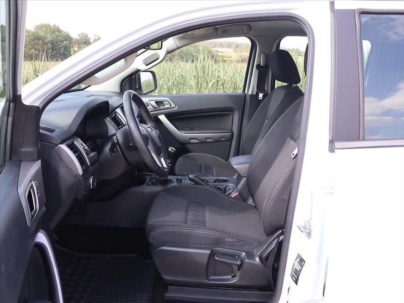 Ford Ranger 2,0 TDCi 125kW XLT CZ DPH Tažn - fotka 10 z 26