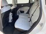 Jeep Compass (2018) 2.0MJT 4x4, ČR, Limited, AT - náhled 10
