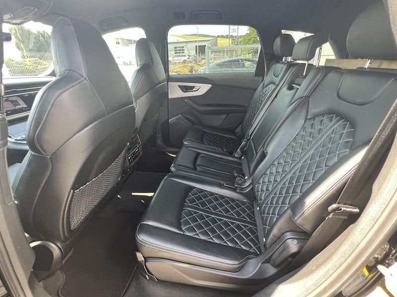 Audi Q7 (2023) Audi Q7 3.0TDI, 7míst, záruka  - fotka 20 z 35