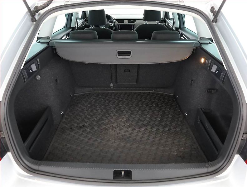 Škoda Octavia (2018) Style 2.0 TDI, Automat - fotka 18 z 19