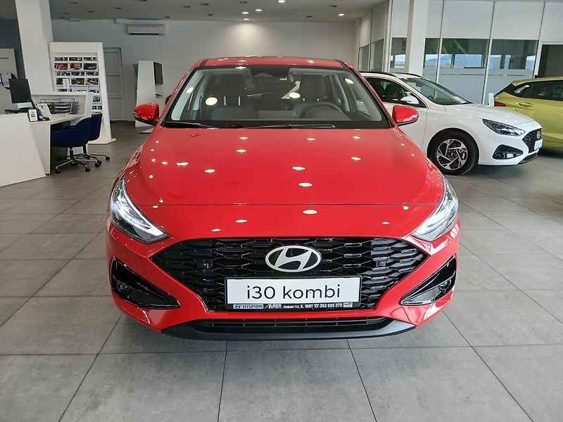 Hyundai i30 (2026) 1,0 T-GDI GO Czech! - fotka 8 z 16
