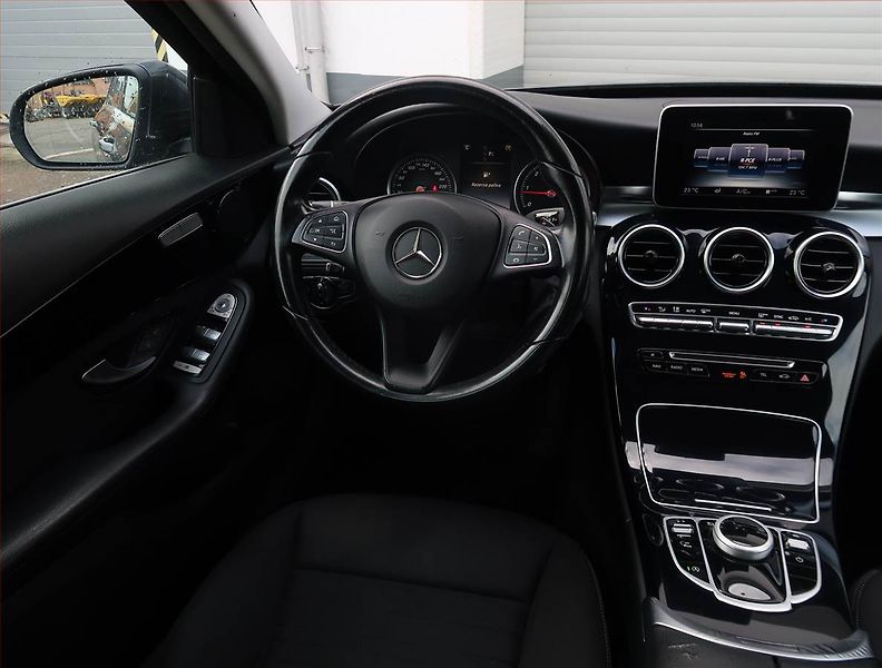 Mercedes-Benz Třídy C (2015) C 220 d 4MATIC , 4X4, Automat - fotka 7 z 22
