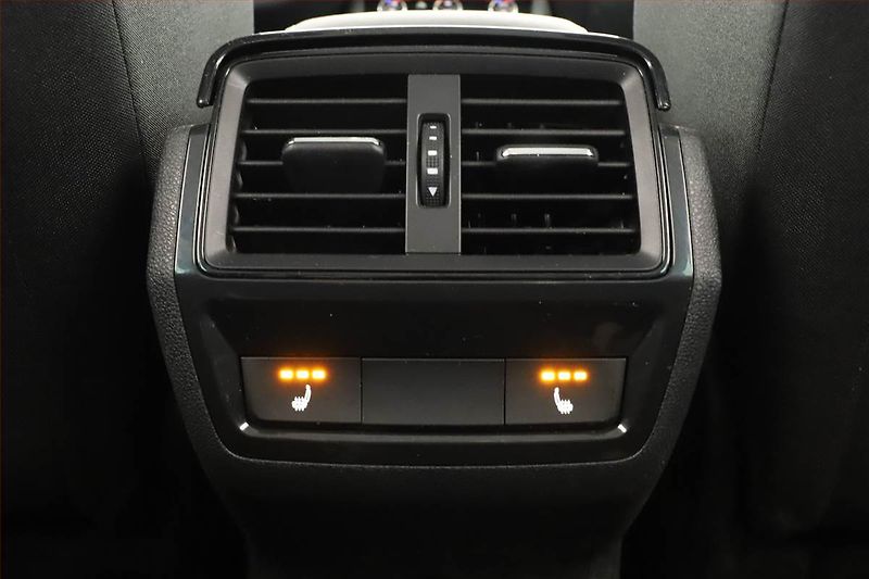 Škoda Karoq (2025) 1.5 TSI, Drive - fotka 17 z 19