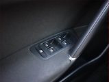 Volkswagen Golf (2018) 1.0 TSI, Tempomat - náhled 13