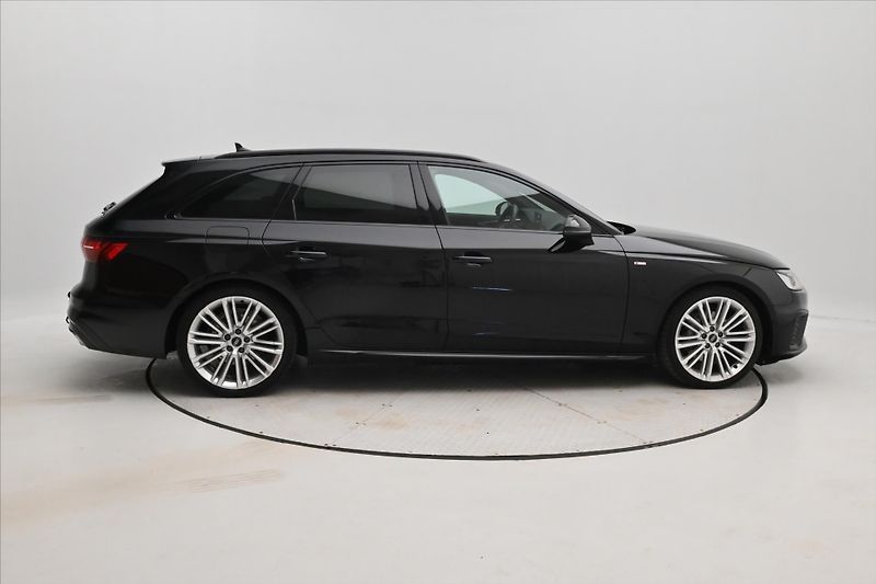 Audi A4 2,0 TDI 150 kW QUATTRO Záruka - fotka 4 z 32