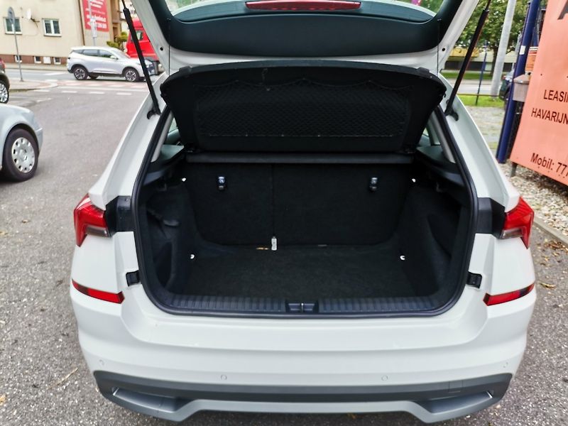 Škoda Kamiq (2020) 1.0TSi 85kw ACC PDC Winter - fotka 20 z 27