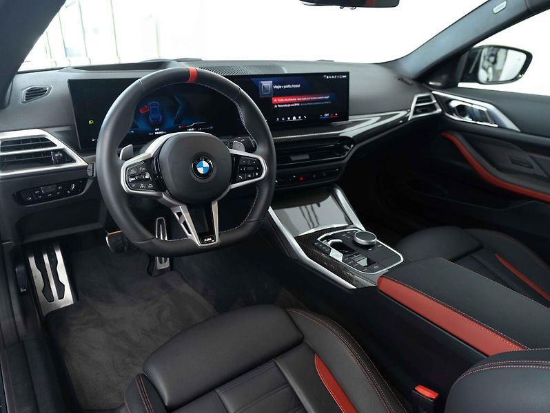 BMW Řada 4 M440i xDrive Coupe - fotka 11 z 23
